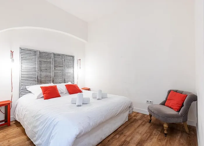 Bright 1 Bdr In The Old Town *
