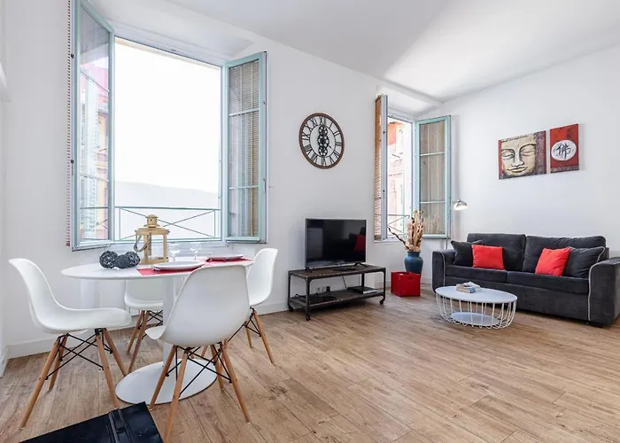 Bright 1 Bdr In The Old Town *