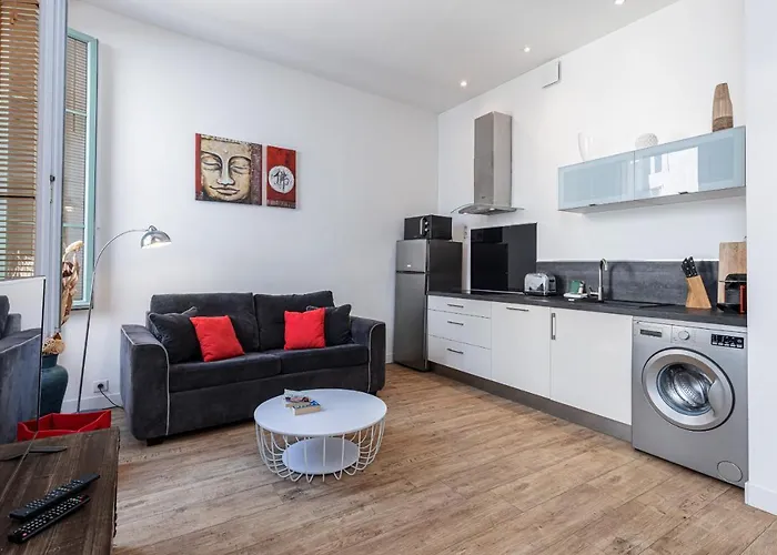 Bright 1 Bdr In The Old Town